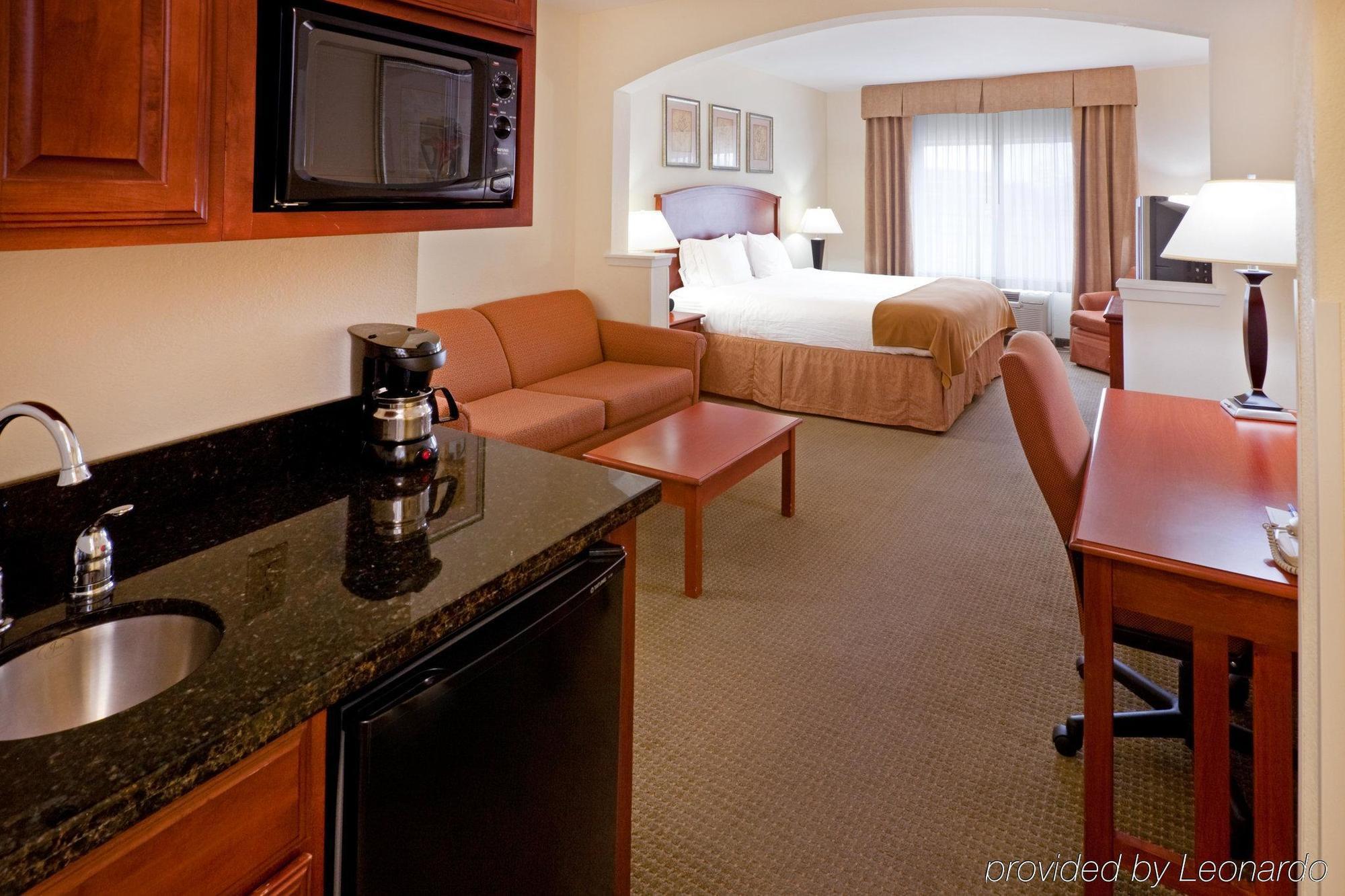 Holiday Inn Express Hotel & Suites Dallas - Grand Prairie I-20 By Ihg Exterior foto