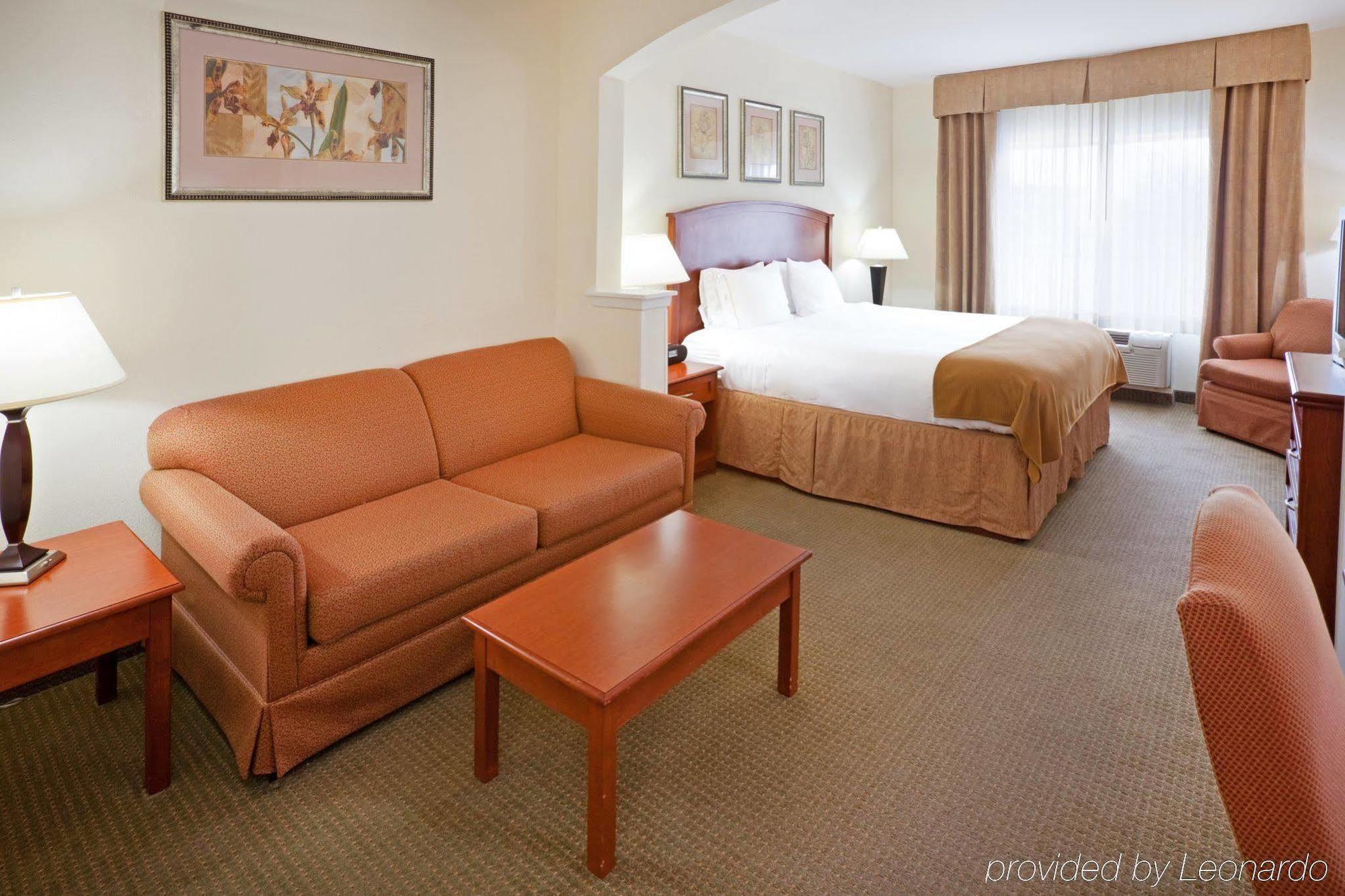 Holiday Inn Express Hotel & Suites Dallas - Grand Prairie I-20 By Ihg Exterior foto