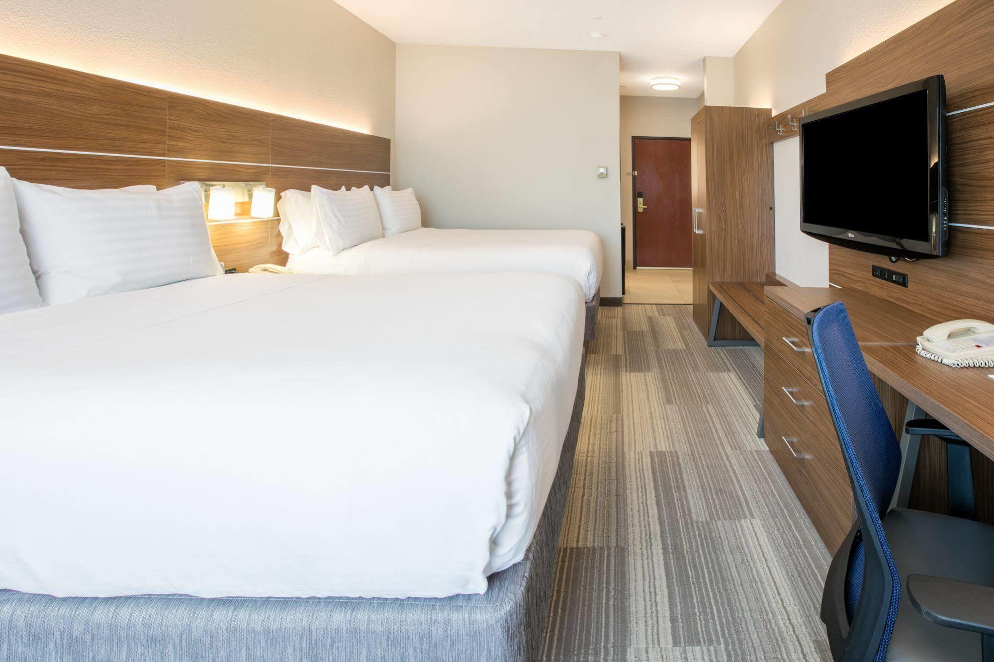 Holiday Inn Express Hotel & Suites Dallas - Grand Prairie I-20 By Ihg Exterior foto